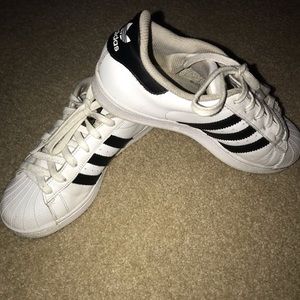 Big kids Adidas size 5